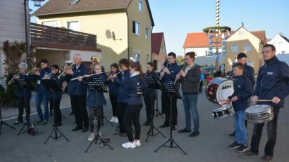 Bild: jr
Die Stadtkapelle eröffnete am Vorabend des 1. Mai offiziell den Mitterteicher Musiksommer 2019.