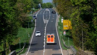 Bild: Stephan Huber
In den kommenden Wochen kann es auf der B 85 bei Edelsfeld zu Behinderungen kommen: Die Brücke der AS 11 wird bis Dezember saniert.