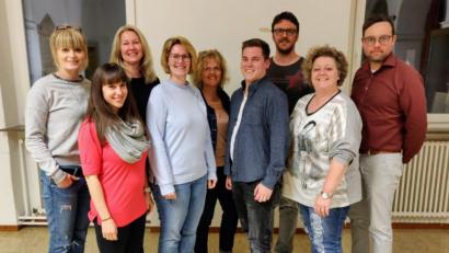 Bild: exb
Vordere Reihe von links: Lisa Layritz, Steffi Schwarz, Benni Schenk, Mandy Weiß; hintere Reihe von links: Dagmar Gmeiner, Sabine Ehm, Anja Eiser, Christian Hartmann, Matthias Martin.