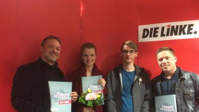 Bild: exb
Über "Krieg und Frieden in Europa" sprachen Ali Daniel Zant, Die Kandidatin der Linklen für das Europaparlament Kathrin Flach-Gomez sowie Stefan Lobinger und Aaron Zant.