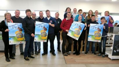 Bild: Hirsch
Die Vertreter der teilnehmenden Vereine uind Verbände werben für den Kreisjugendtag am 18. Mai am Steinberger See.