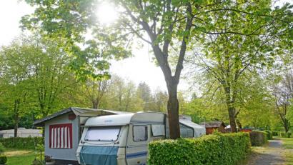 Bild: Gabi Schönberger
Für Dauercamper ist die Abrechnung auf dem Campingplatz der Freizeitanlage über einheitliche Gebühr und Stromablesung mittels Zähler kein Problem. Für Kurzzeitgäste beschoss der Stadtrat jetzt einen Pauschalbetrag in Höhe von 25 Euro pro Tag und Stellplatz.