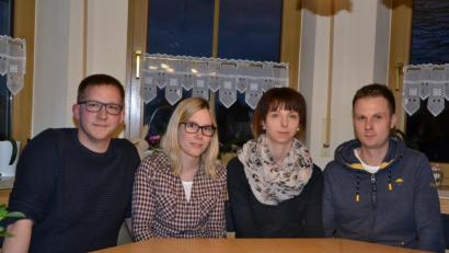 Bild: as
Patrick Wedlich, Franziska Dietz, Verena und Matthias Dumler (von links) halten ihr Eingreifen für selbstverständlich: "Jeder kann in einem Notfall was tun."