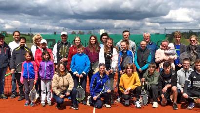 Bild: mef
Rege Beteiligung gab es bei der Tennisabteilung zu Saisonauftakt.