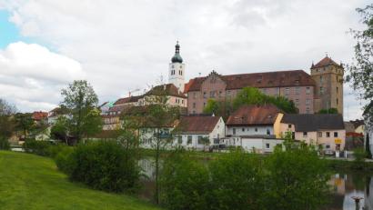Bild: bl
So imposant wie die Stadtansicht entpuppte sich bei der Verabschiedung des Haushalts nach Einschätzung von Bürgermeister Martin Birner auch das Zahlenwerk, über das der Stadtrat befinden sollte.