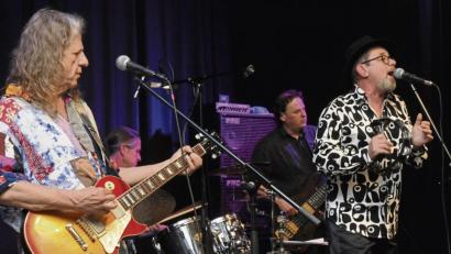 Bild: Stephan Huber
Helmut Spörl (links) und seine Mannen hinterließen einen bleibenden Eindruck bei ihrem ersten Gig im Capitol.