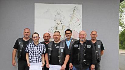 Bild: jma
v.l.n.r. Holger Cibis, Alex Suttner (BRK), Wolfgang Pfahler, Mario Schneider, Thomas Schmidt, Alex Winter, Roland Winter