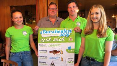 Bild: Hirsch
Neukirchen feiert im August 110 Jahre Burschenverein und 65 Jahre Mädchengruppe.