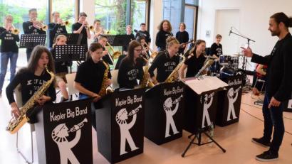Bild: Kunz
Die Kepler-Big-Band unter Leitung von Peter König spielt Rock, Funk und Swing.