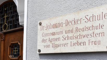 Bild: Petra Hartl
Das ist in diesem Jahr der Sieger: 55 Mädchen haben sich schon fest für das Gymnasium der Dr-Johanna-Decker-Schule angemeldet, 50 für die Realschule.