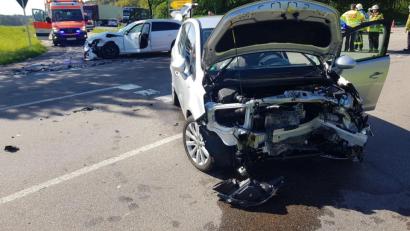 Bild: exb
Die Abzweigung Staatsstraße 2238 - AS 30 bleibt ein Unfallschwerpunkt: Am Montagvormittag sind hier zwei Autos zusammengestoßen.