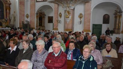 Bild: jr
Vollbesetzt präsentierte sich am Sonntagnachmittag zum Volksmusikalischen Mariensingen die Kapplkirche.