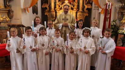 Bild: ral
Elf Kinder aus Trisching und Rottendorf feierten Erstkommunion.