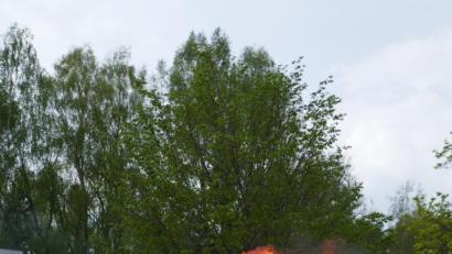 Bild: exb
Thomas Walther vom Landesfeuerwehrverbandes bei der Simulation eines Fettbrandes