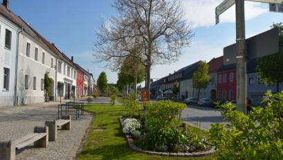 Bild: jr
Neu gestaltet werden soll der Obere Marktplatz in Mitterteich. Dazu findet am Dienstag, 28. Mai, ab 17 Uhr eine Begehung statt, wozu alle Anlieger und interessierten Bürger eingeladen sind.
