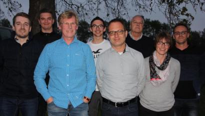 Bild: kro
Das neue Vorstandsteam der Sparte Tischtennis im TSV Waldershof. Im Bild von links Florian Schäffler, Nicolai Bäumler, Manfred Jost, Florian Dick, Harald Andritzky, Peter Wildgans, Sabine Horn und Roman Vavrinek.