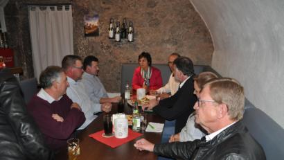 Bild: ak
Gesprächsrunde Landwirtschaft mit EU-Abgeordneter Ulrike Müller.