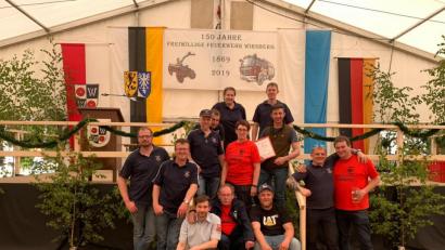 Bild: pi
Die Aktiven der Feuerwehren Georgenberg und Neuenhammer genießen mit ihren Wirsberger Freunden das Treffen zum 150-jährigen Gründungsjubiläum in der Partnergemeinde.