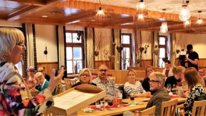 Bild: Thomas Dobler
Die Grünen-Spitzenpolitikerin Claudia Roth, die selbst mehrere Jahre Abgeordnete im Europaparlament war, sprach auf Einladung der Grünen-Kreisverbandes in Neunburg vorm Wald.