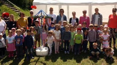 Bild: R. Kreuzer
Die Kinder entführen ihre Gäste auf eine Reise durch den Frühling.