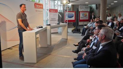 Bild: Bühner
Business Talk 2019 der Arbeitsagentur Weiden: Jürgen Krisch, Abteilungsleiter E-Commerce IT von der Witt-Gruppe, hält das Impulsreferat.