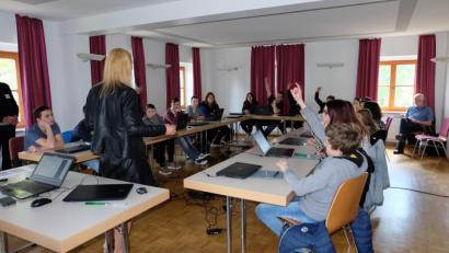 Bild: exb
Berufsvorbereitungscamp nahm in der Woche vom 13. bis zum 17. Mai die 8. Klasse der Otto-Wels-Mittelschule Mitterteich.