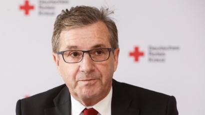 Bild: Ulrich Perrey
Der „Tagesschau“-Chefsprecher vermisst die vier Reifen seines Autos.