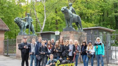 Bild: jzk
Viel gelernt haben die Schülerinnen und Schüler der Foto-AG bei ihrem Ausflug in den Nürnberger Tiergarten.