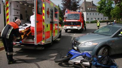 Bild: wro
Der Unfall ereignete sich unweit des Schiedel-Werksgeländes.