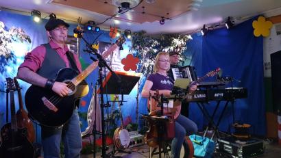 Bild: Kunz
"Draiocht Foraoise" spielen Irish-Folk.