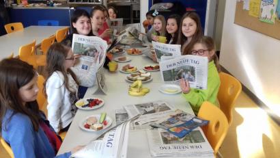 Bild: hfz
Mit Zeitung macht das Schulfrühstück gleich noch mehr Spaß.