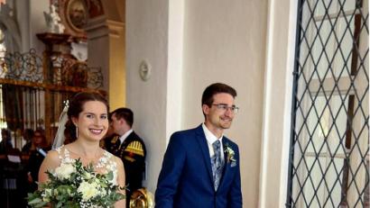 Bild: hzi
Anna Stopfer aus Thurndorf und Lukas Wiesner aus Pegnitz haben sich das Ja-Wort gegeben.