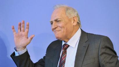 Archivbild: Andreas Gebert/dpa
Fritz Schösser im Alter von 71 Jahren gestorben.