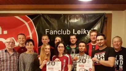 Bild: exb
Der Vorstand "Leiky`s Parkstein `99" hat ein unterhaltsames Festprogramm zum Vereinsjubiläum zusammengestellt.