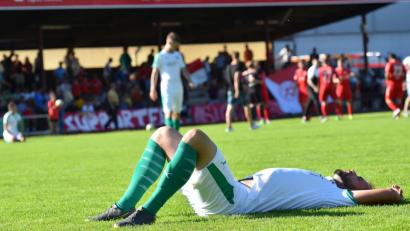 Bild: A. Schwarzmeier
Das darf nicht wahr sein. Die DJK verpasst im ersten Anlauf den Aufstieg in die Regionalliga.