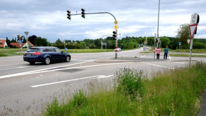 Bild: Stephan Huber
Inzwischen sind die Probleme der vergangenen Tagen auf der B85 an den Franzosenäckern wieder behoben.