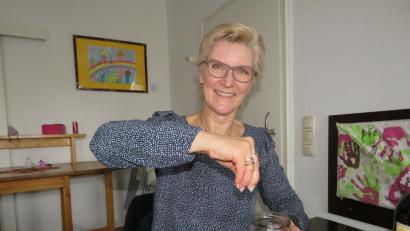 Bild: ubb
Arina Schultes weiß, wie's geht. "Naturkosmetik selbst herstellen ist nicht schwer!", rät sie allen Interessierten, es auszuprobieren. Man könne kaum etwas falsch machen.