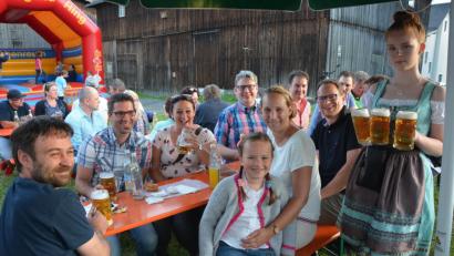 Bild: jr
Eine gute Stimmung herrschte an beiden Tagen beim Dorffest in Groschlattengrün.