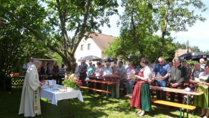 Bild: bk
Mit einem Gottesdienst im Freien beginnt der Dürnaster Dorffest-Tag.