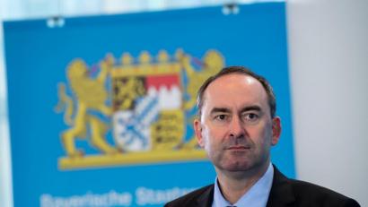 Bild: Peter Kneffel/dpa
Wirtschaftsminister Hubert Aiwanger (Freie Wähler).