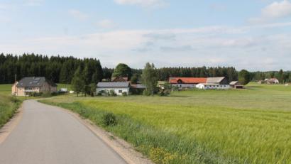 Bild: pi
Vom Verfahren drei soll in Sachen Breitbanderschließung unter anderem Hagenhaus profitieren.
