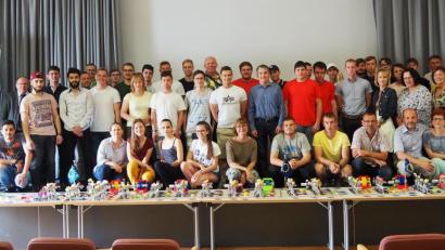 Bild: Bühner
Studenten, Berufsschüler und Lehrer aus sechs Nationen feiern den Abschluss des Projekts "Erasmus+".