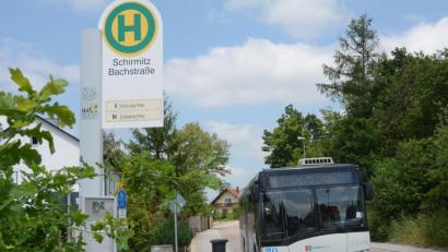 Bild: Gabi Schönberger
Im Landkreis Neustadt wird es neben den bestehenden Vergünstigungen keine weiteren Rabatte für Busfahrten geben. Das gilt auch für die Strecke zwischen Schirmitz und Pirk.