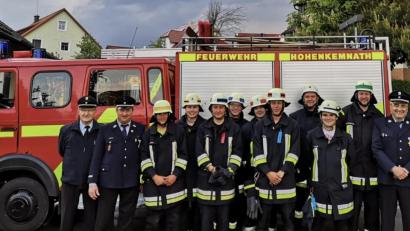 Bild: exb
Teilnehmer der Feuerwehr in Hohenkemnath haben erfolgreich die Leistungsprüfung „Die Gruppe im Löscheinsatz“ abgelegt.