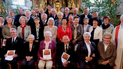 Bild: le
Die Gemeinde St. Johannes Baptista feiert mit vielen Teilnehmern die Jubelkonfirmation.
