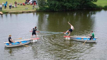 Bild: ak
Das Fischerstechen