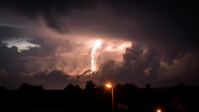 Bild: mlg
Am Dienstagabend wurde so manchen Menschen in Amberg-Sulzbach bang, als sie in den Himmel blickten.
