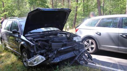 Bild: jma
Der VW ist nach dem Unfall stark beschädigt.