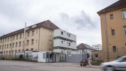 Bild:  Lino Mirgeler/dpa 
Das Ankerzentrum in Regensburg