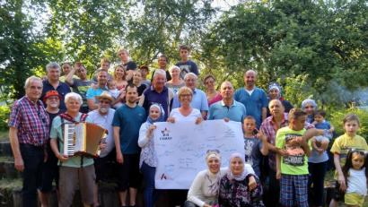 Bild: exb/Arbeit und Leben
Die "Familienakademie" feiert ein Grillfest am Orthegelmühlbach und zieht dabei Bilanz.